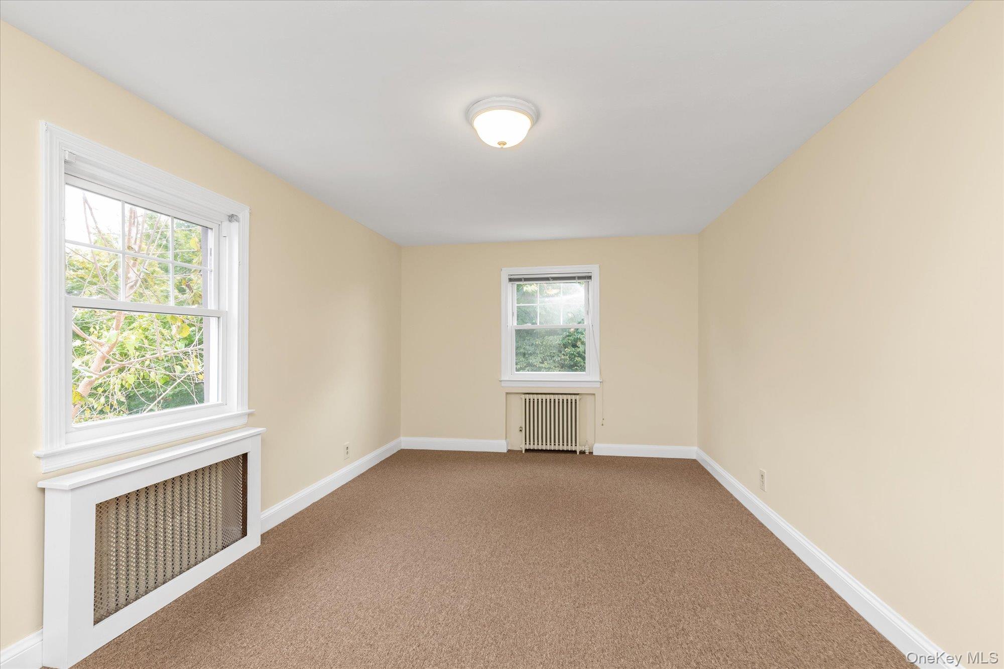 8 Sachem Street, East Rockaway, NY 11518