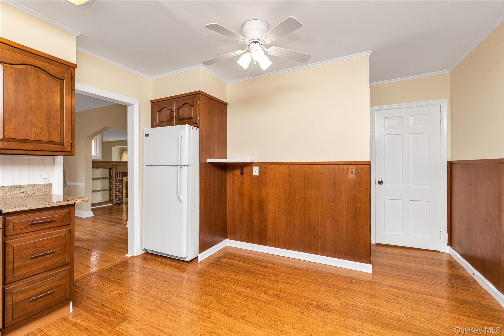 8 Sachem Street, East Rockaway, NY 11518