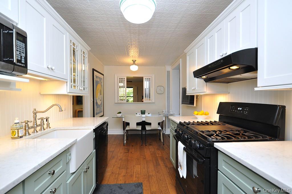 105 Garth Road # 2C, Scarsdale, NY 10583