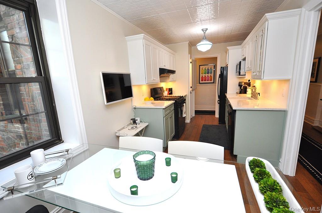 105 Garth Road # 2C, Scarsdale, NY 10583