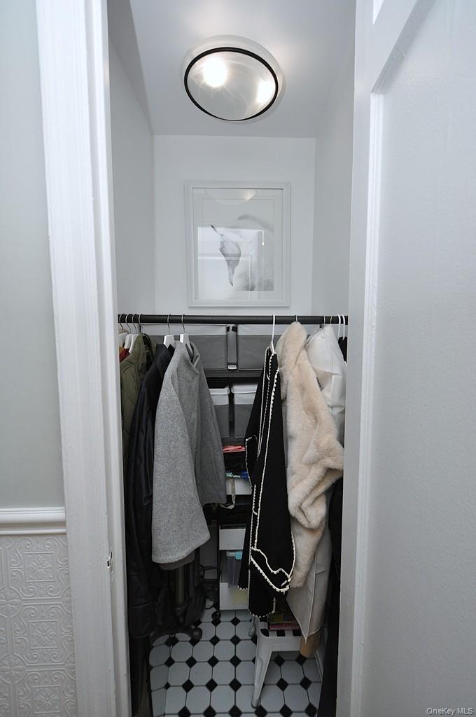 105 Garth Road # 2C, Scarsdale, NY 10583