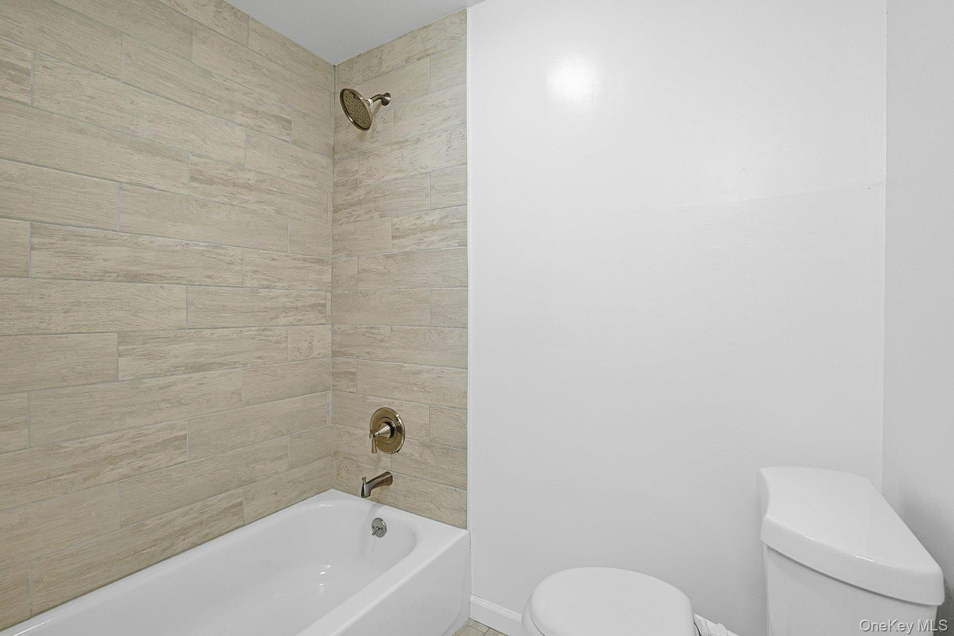 88 Firefighters Memorial Drive # R1, Fort Montgomery, NY 10922