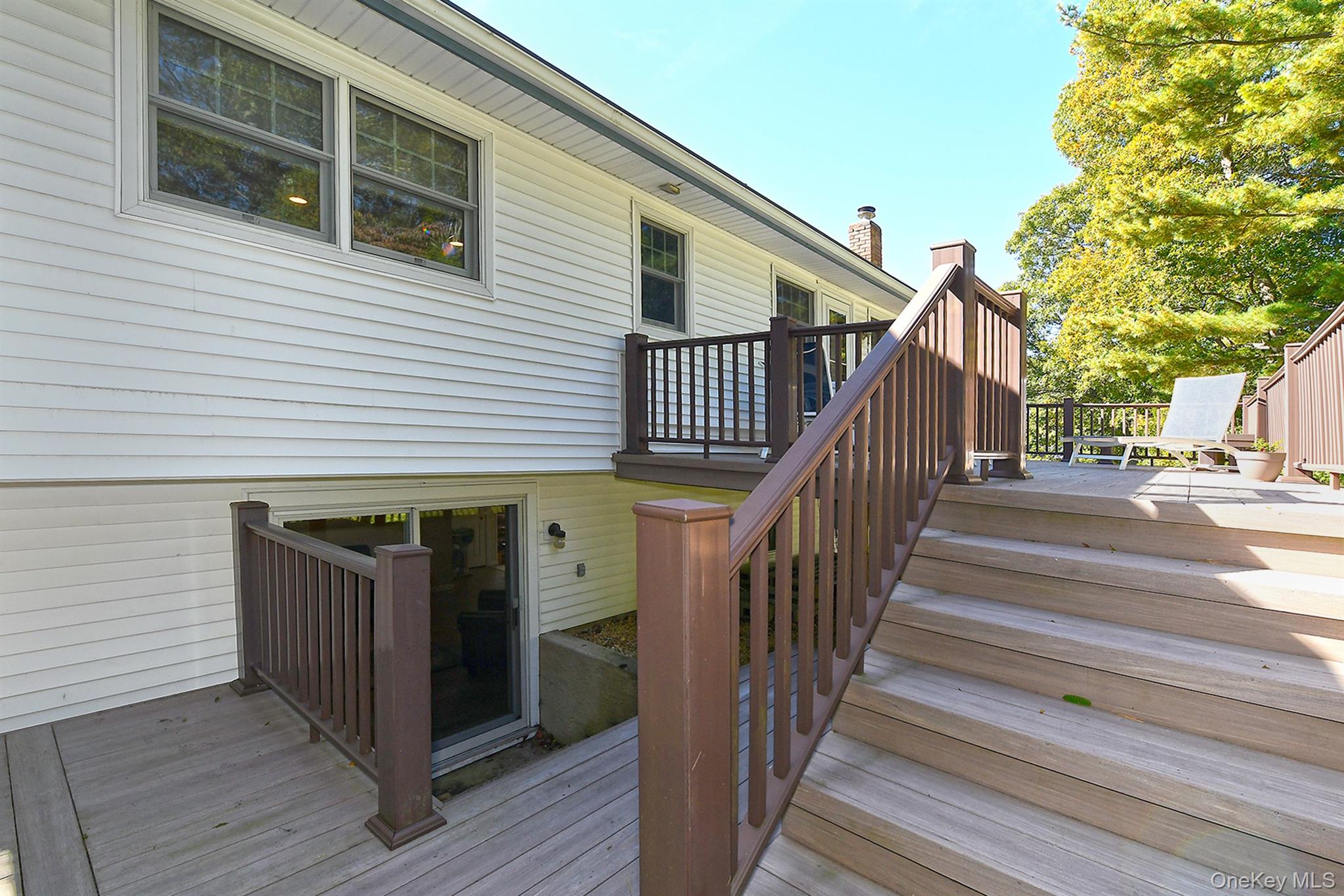 7 Cardiff Court, Huntington Station, NY 11746