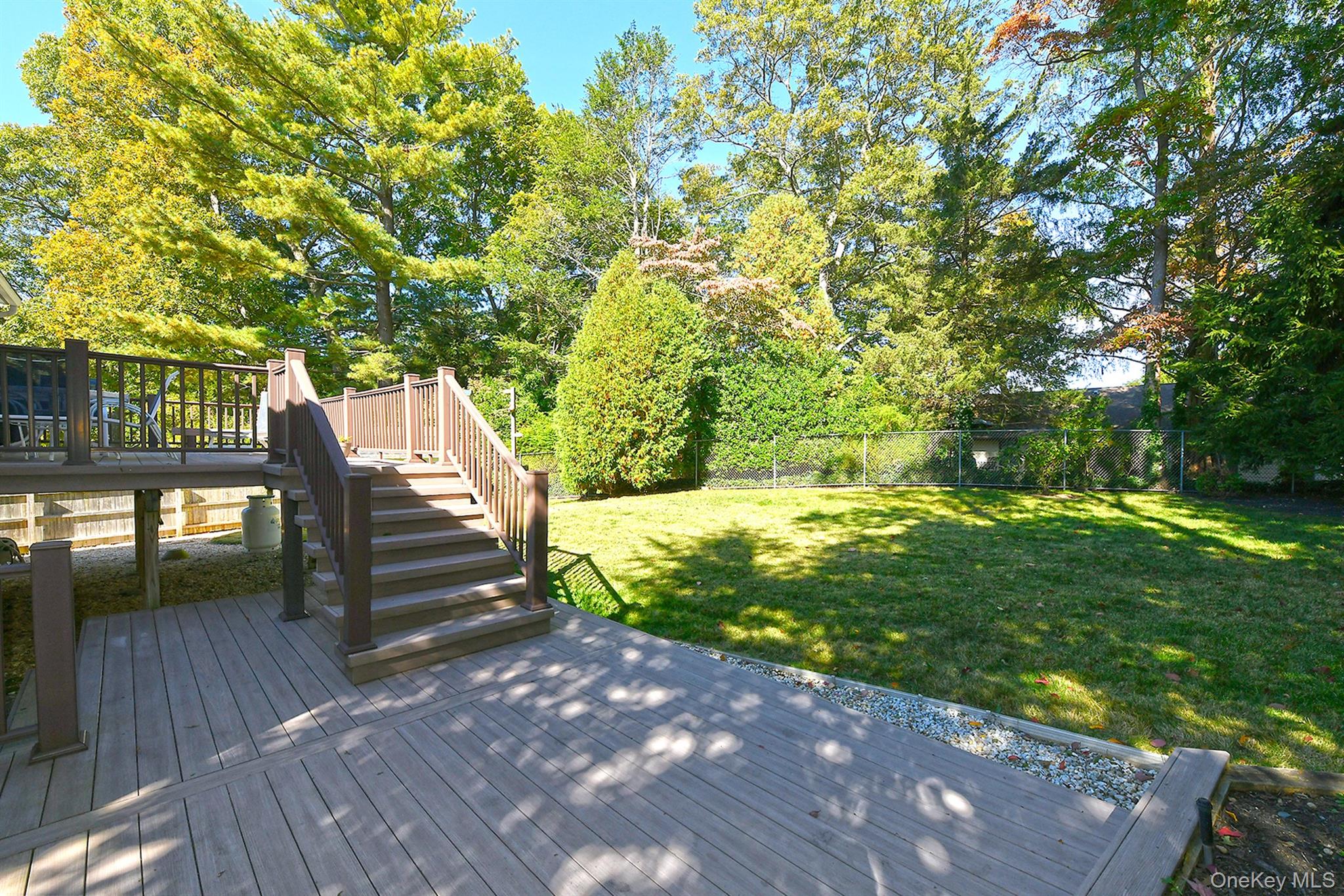 7 Cardiff Court, Huntington Station, NY 11746