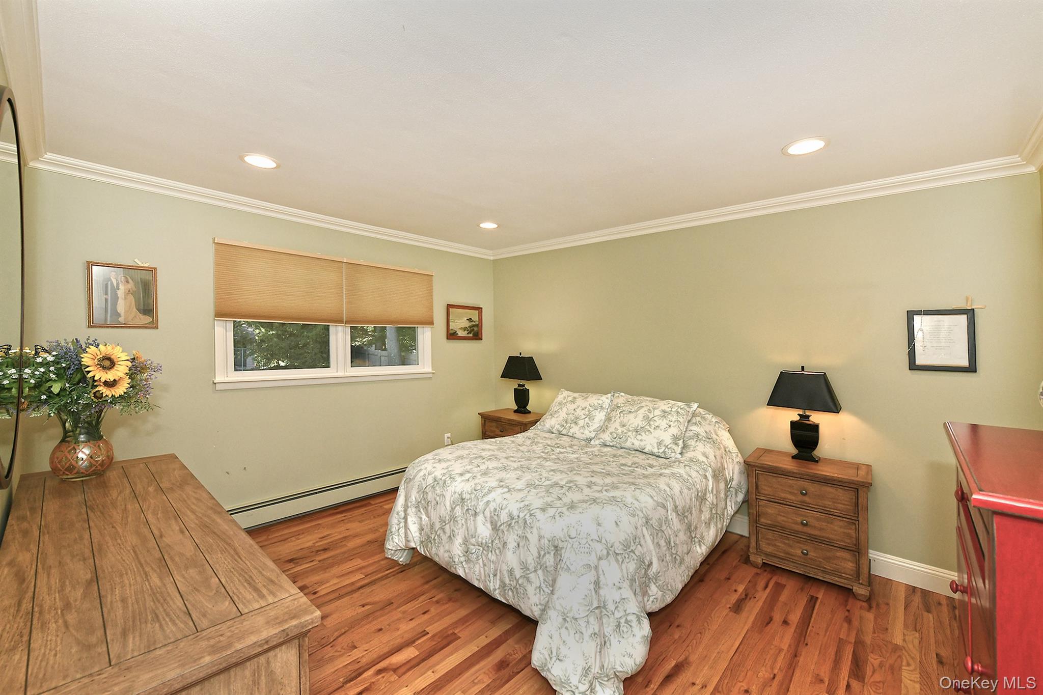 7 Cardiff Court, Huntington Station, NY 11746