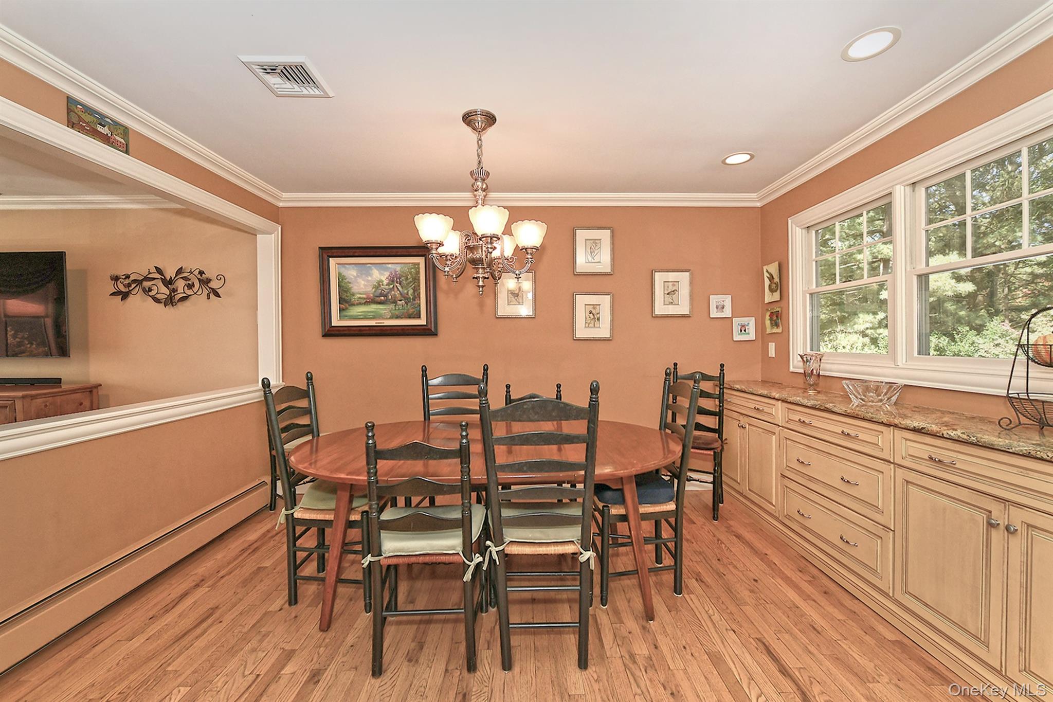 7 Cardiff Court, Huntington Station, NY 11746