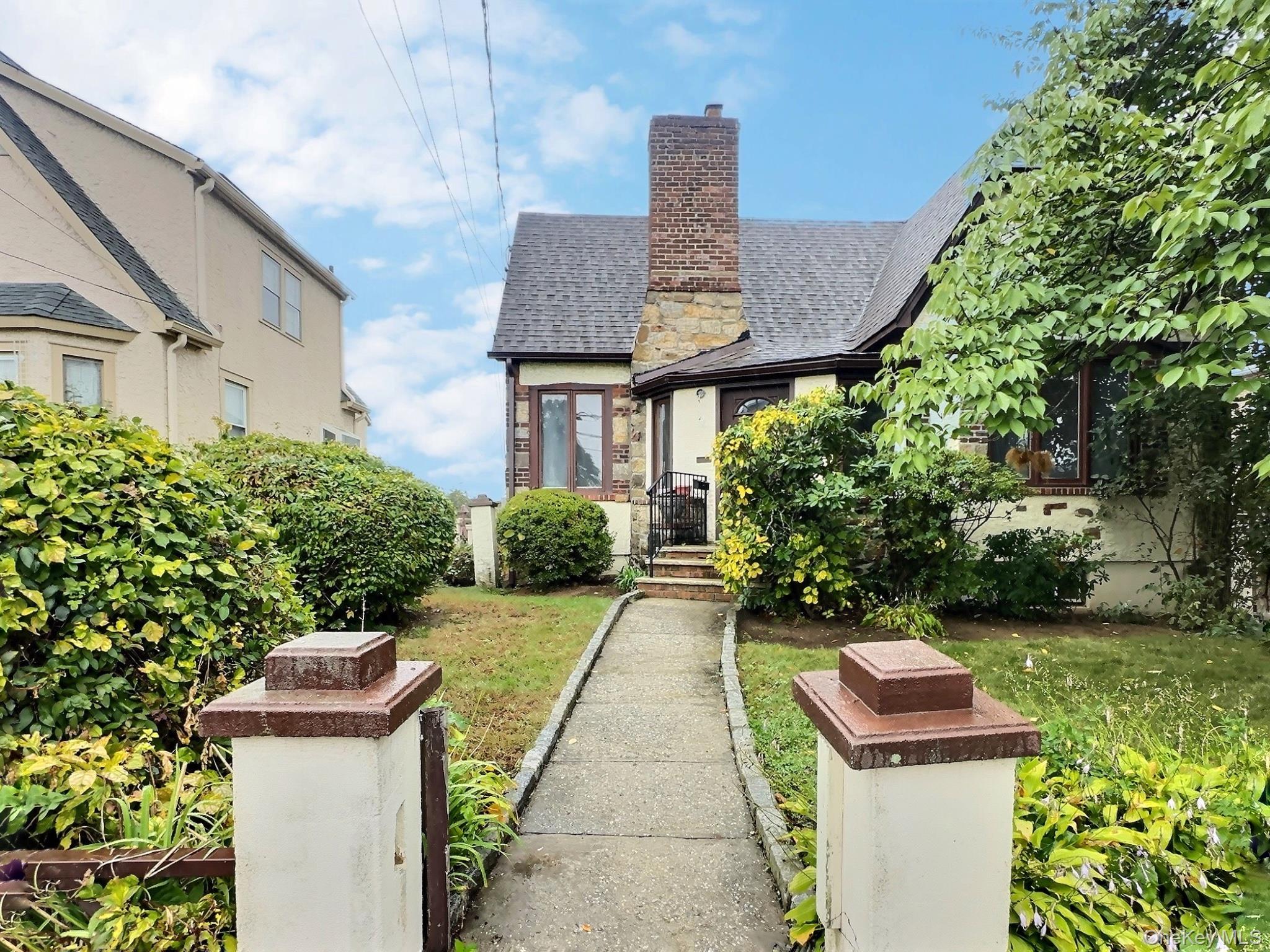 72 Gibson Place, Yonkers, NY 10705