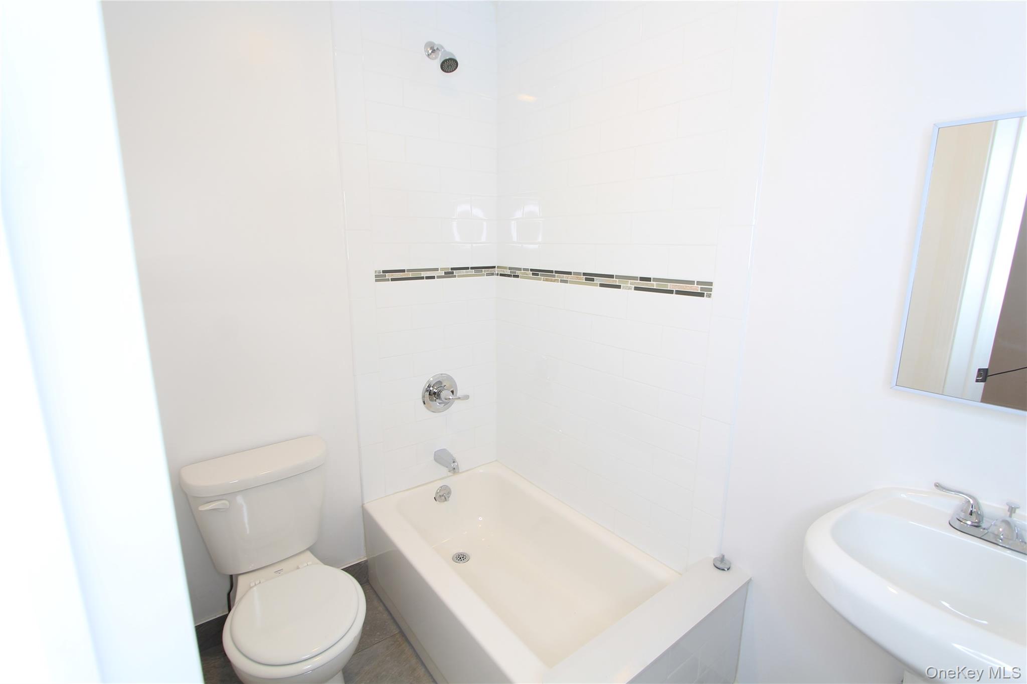 91 Elm Street # 3D, Yonkers, NY 10701