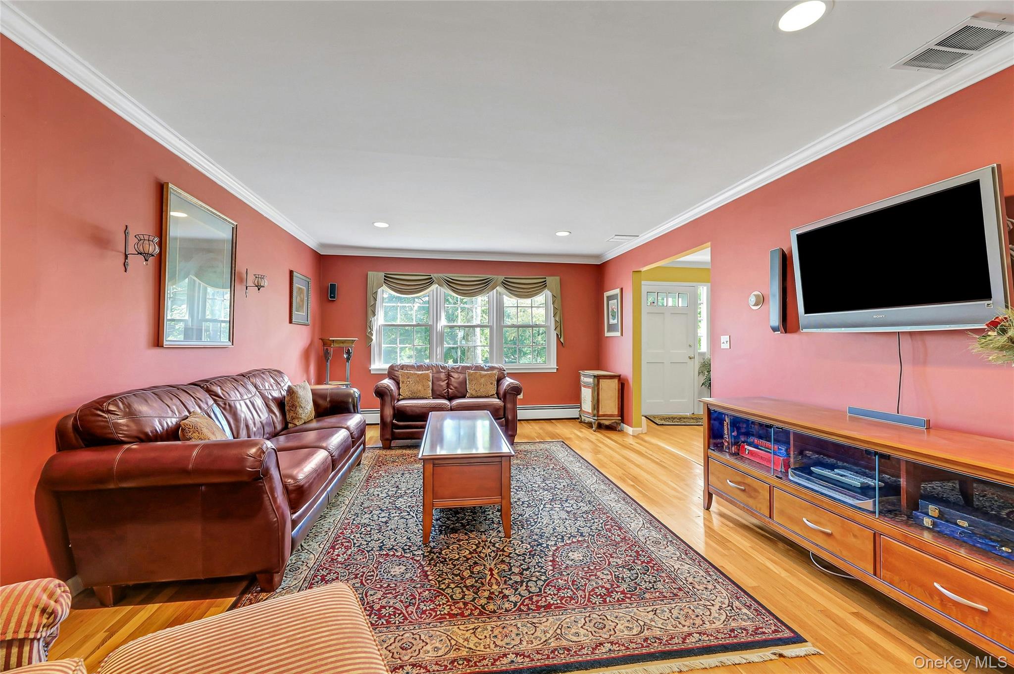 8 Liberty Circle, New City, NY 10956