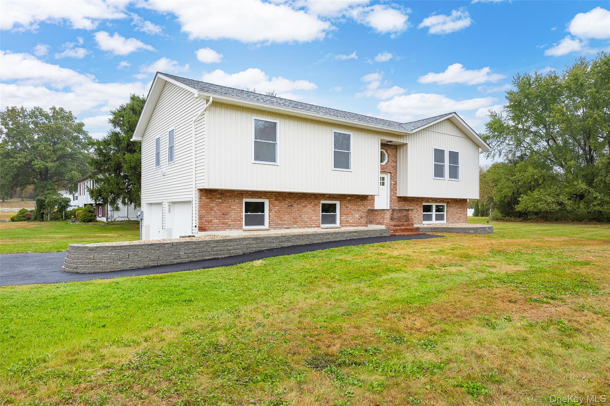 121 Brandy Lane, Wappingers Falls, NY 12590