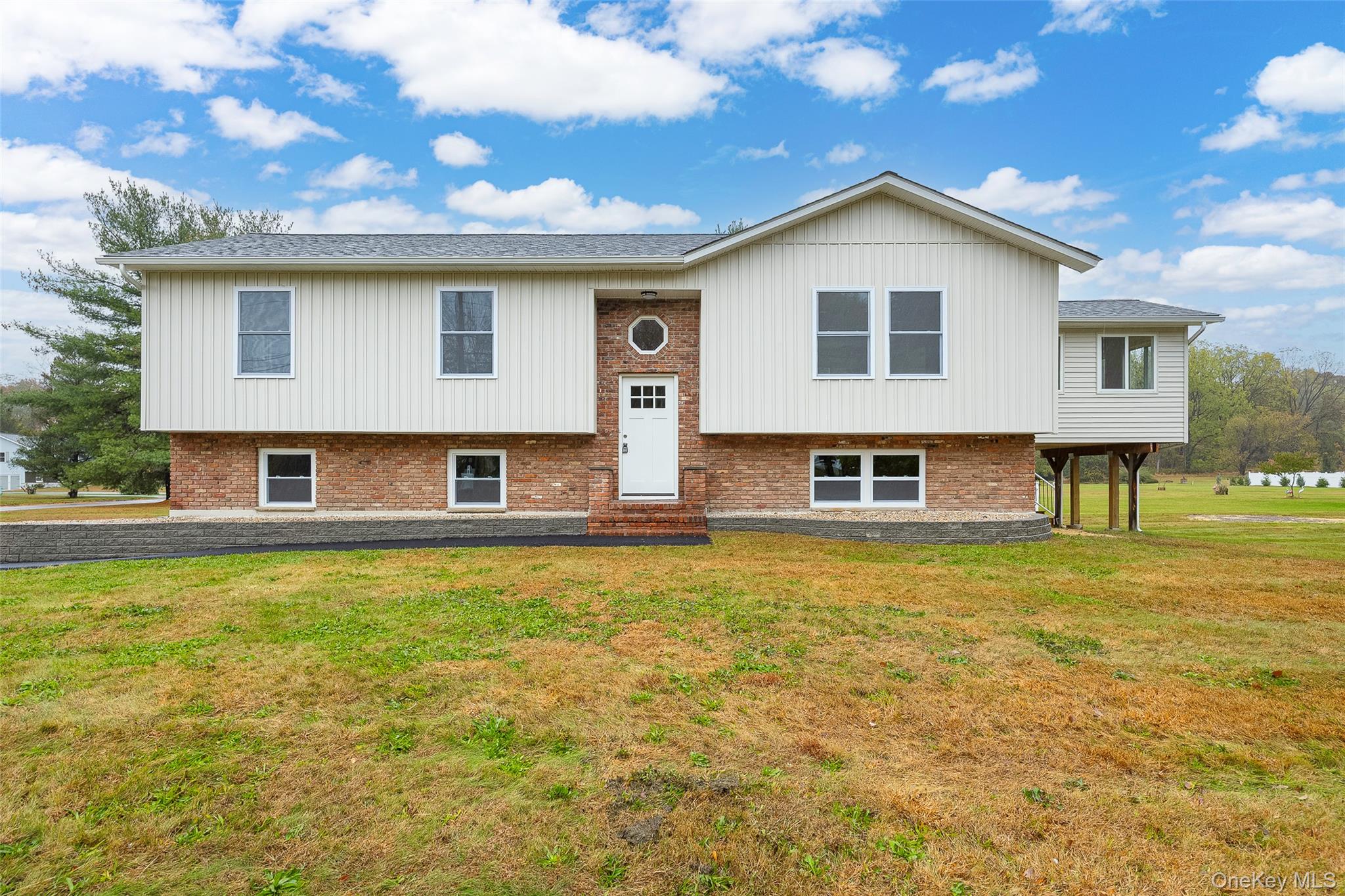 121 Brandy Lane, Wappingers Falls, NY 12590