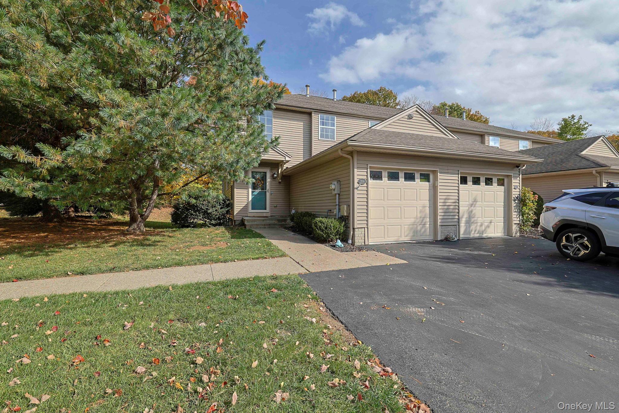 209 Crestwood Court, Fishkill, NY 12524