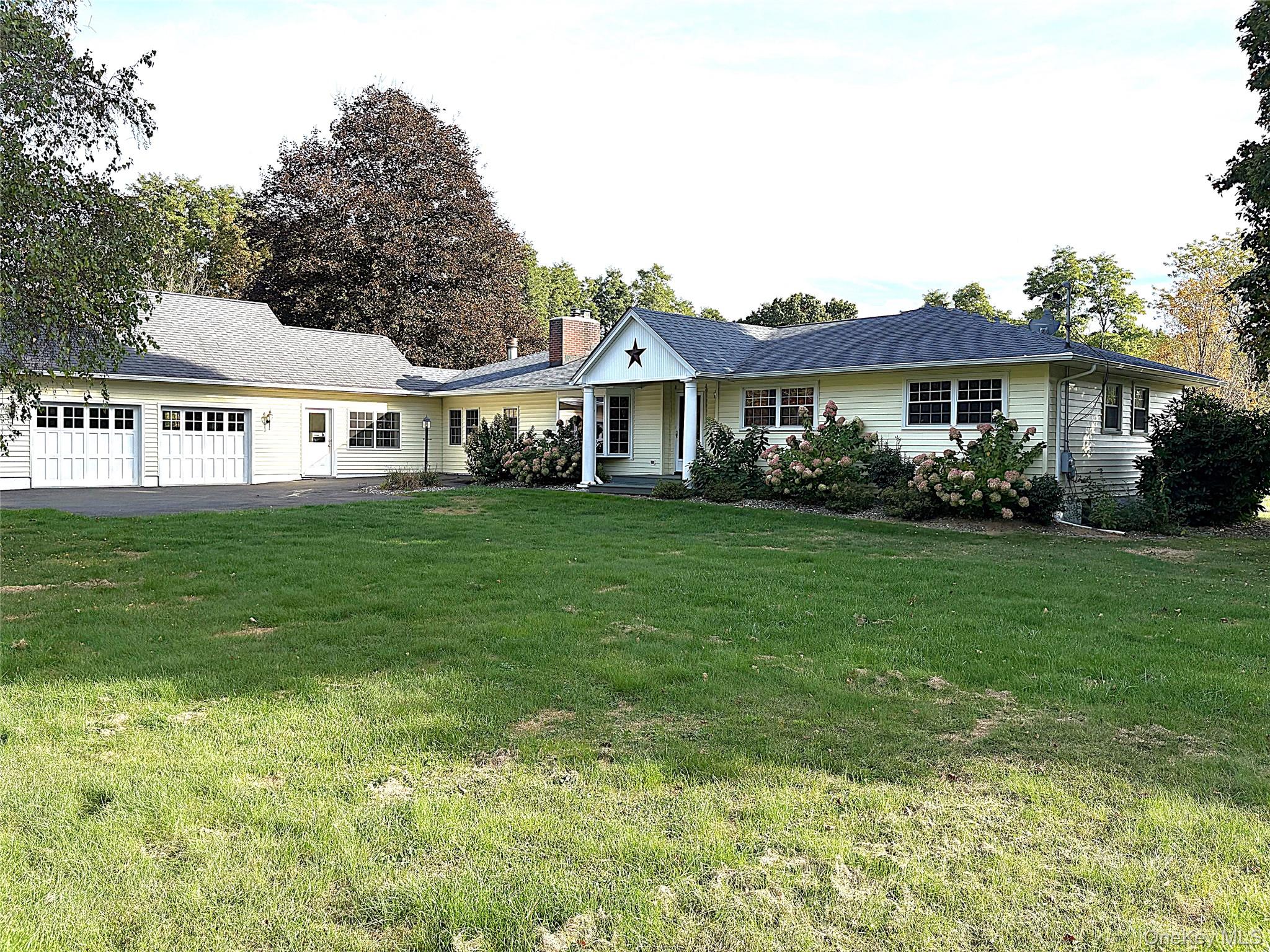 886 Route 199, Red Hook, NY 12571