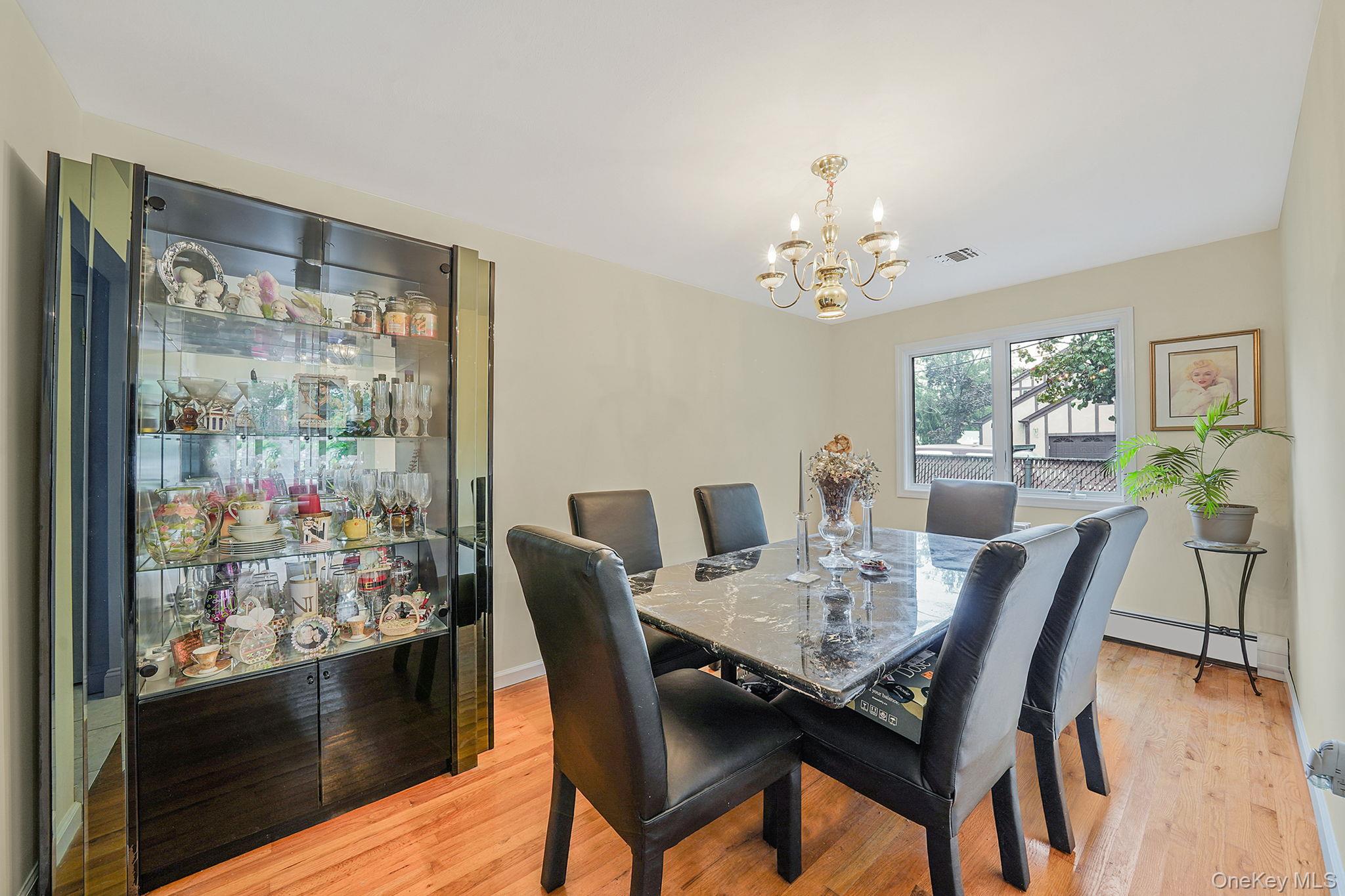 155 Bathgate St, Staten Island, NY 10312