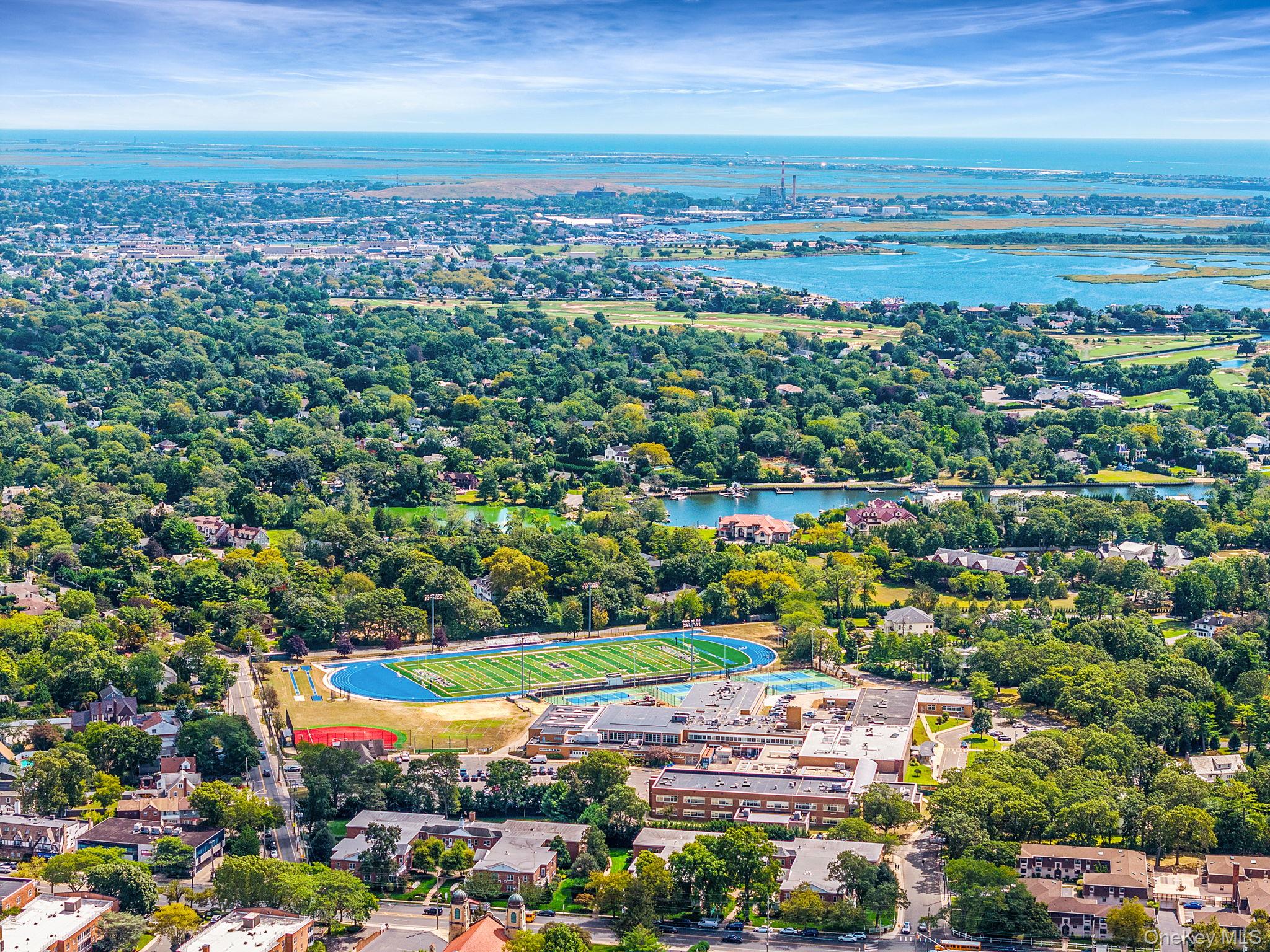 360 Franklin Avenue, Hewlett, NY 11557