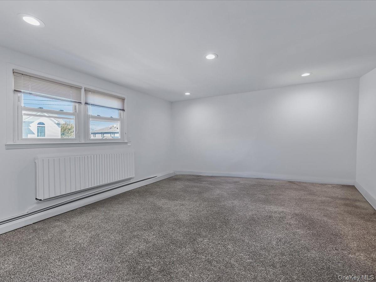 360 Franklin Avenue, Hewlett, NY 11557