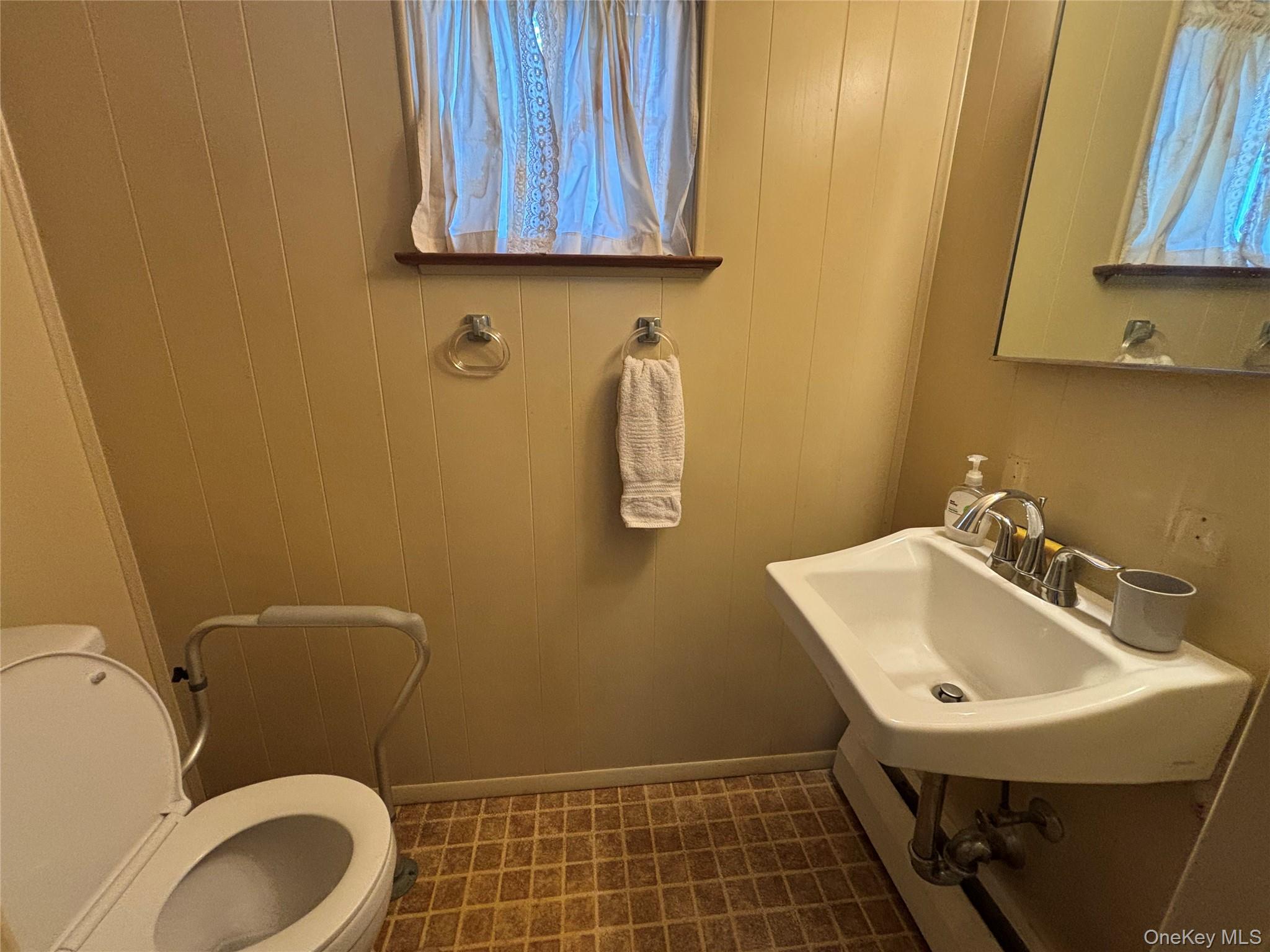 47 Ridge Road, Wyandanch, NY 11798