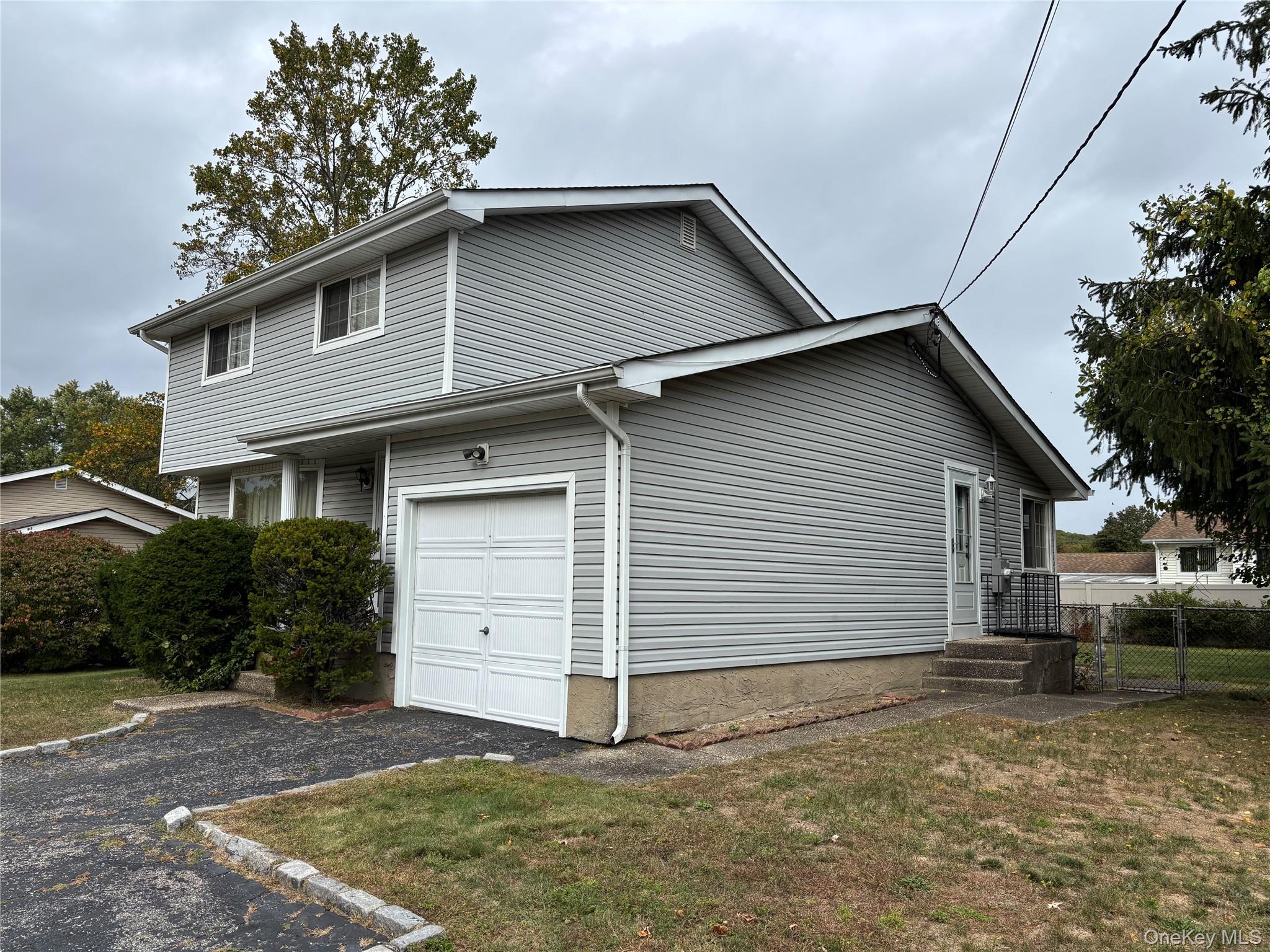 47 Ridge Road, Wyandanch, NY 11798