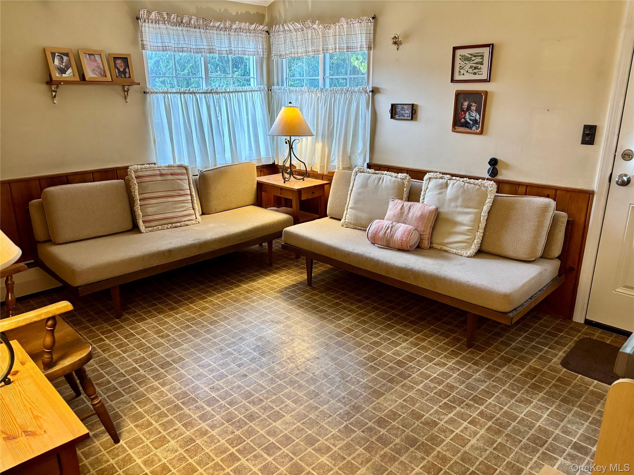 47 Ridge Road, Wyandanch, NY 11798