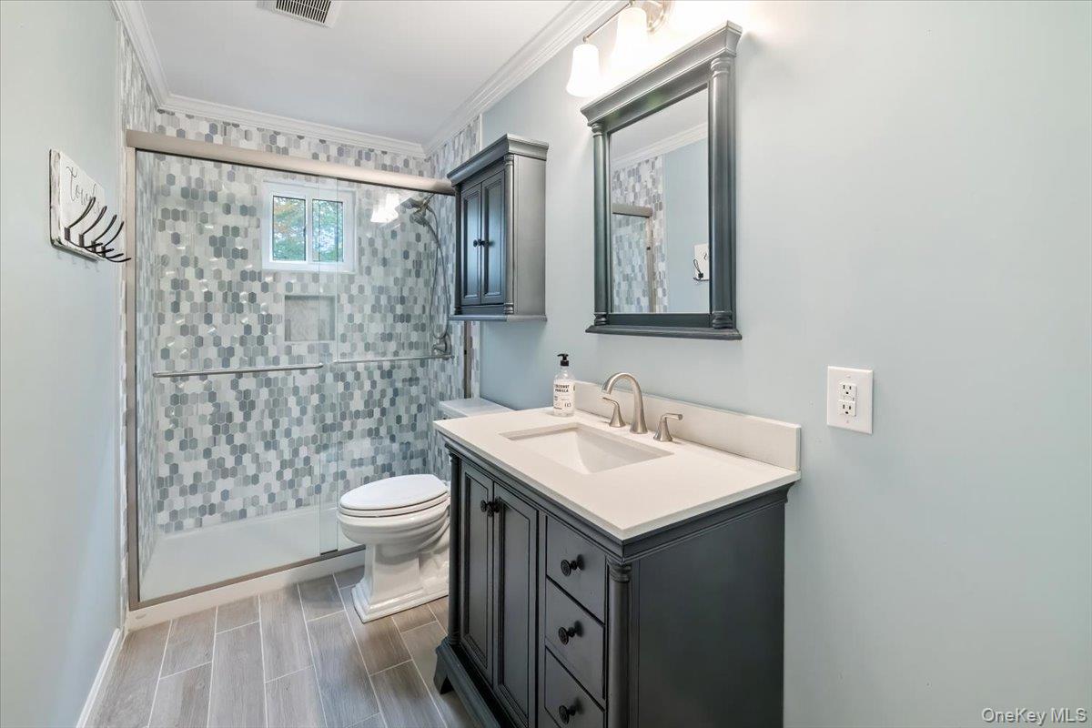 107 Tennyson Drive, Nanuet, NY 10954