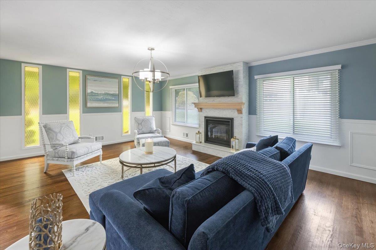 107 Tennyson Drive, Nanuet, NY 10954