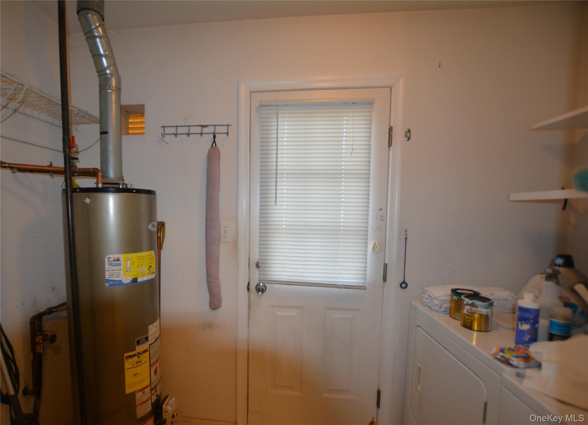 1 Willow Court, Manorville, NY 11949