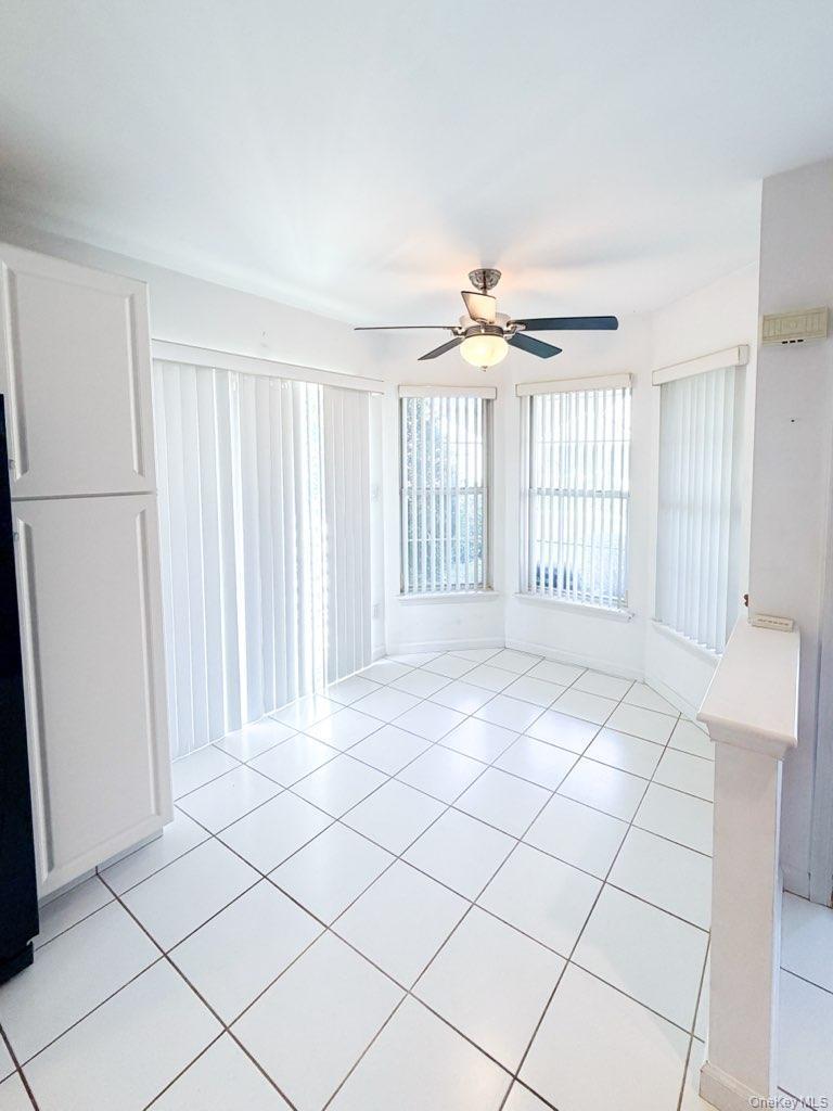 1 Willow Court, Manorville, NY 11949