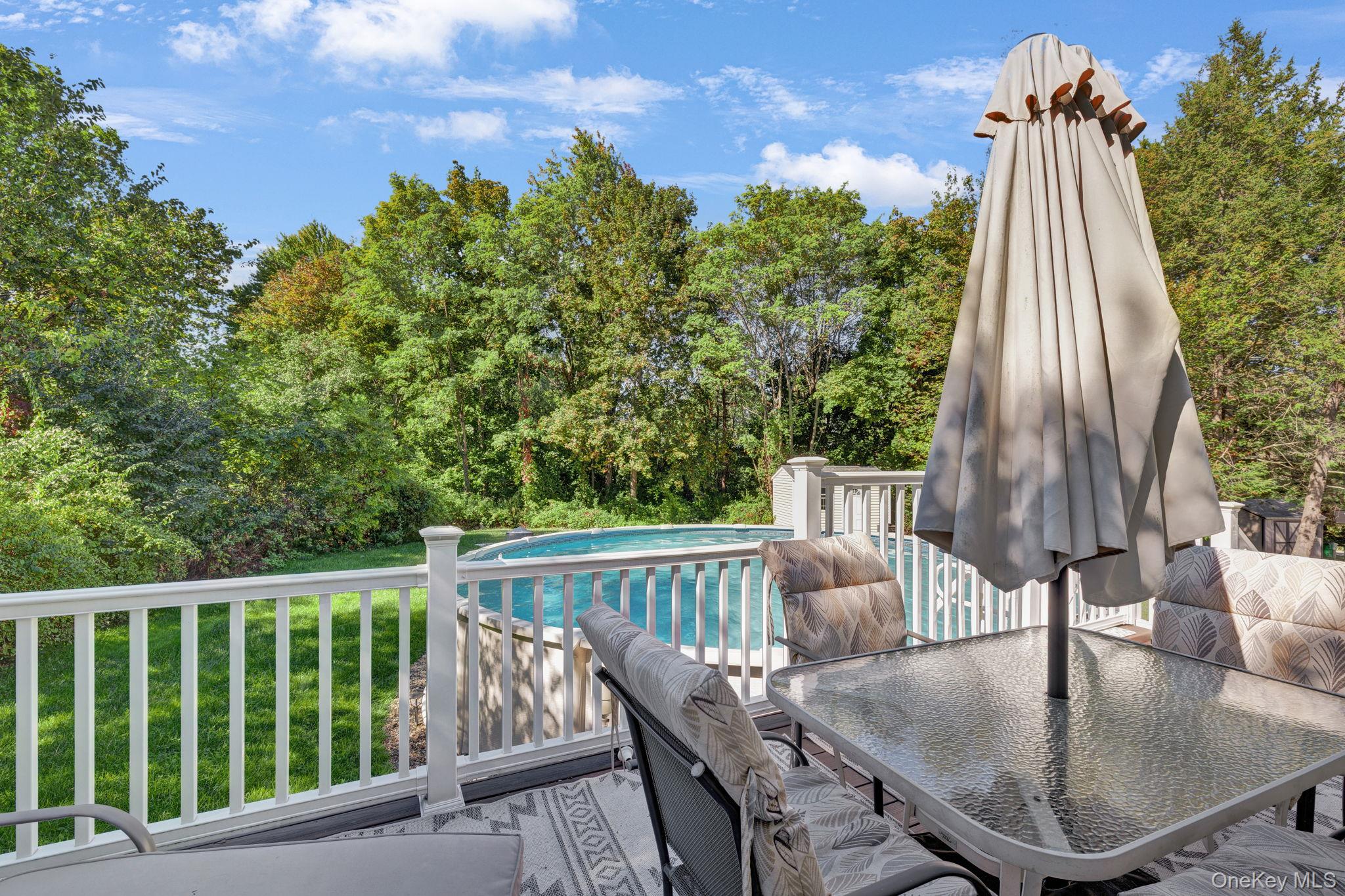 4 Applesauce Lane, Wappingers Falls, NY 12590