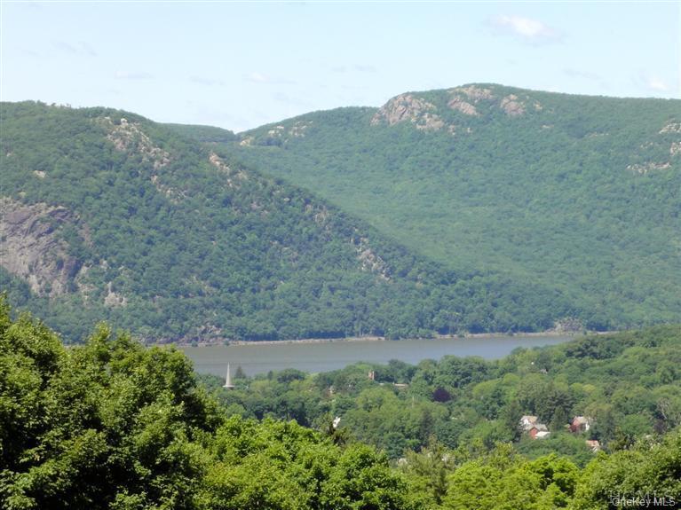 376 Lane Gate Road, Cold Spring, NY 10516