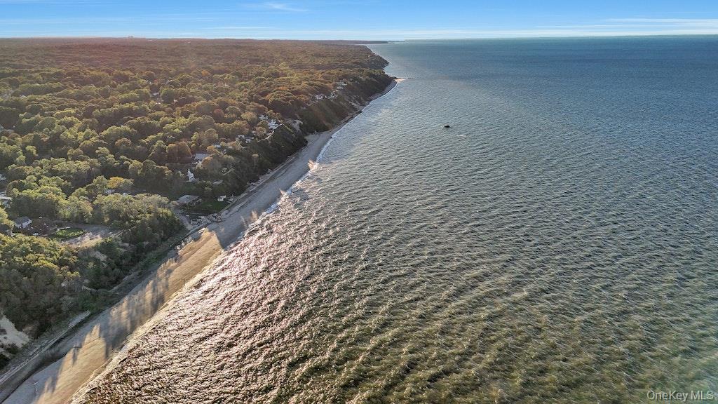 30 Dogwood Road, Rocky Point, NY 11778