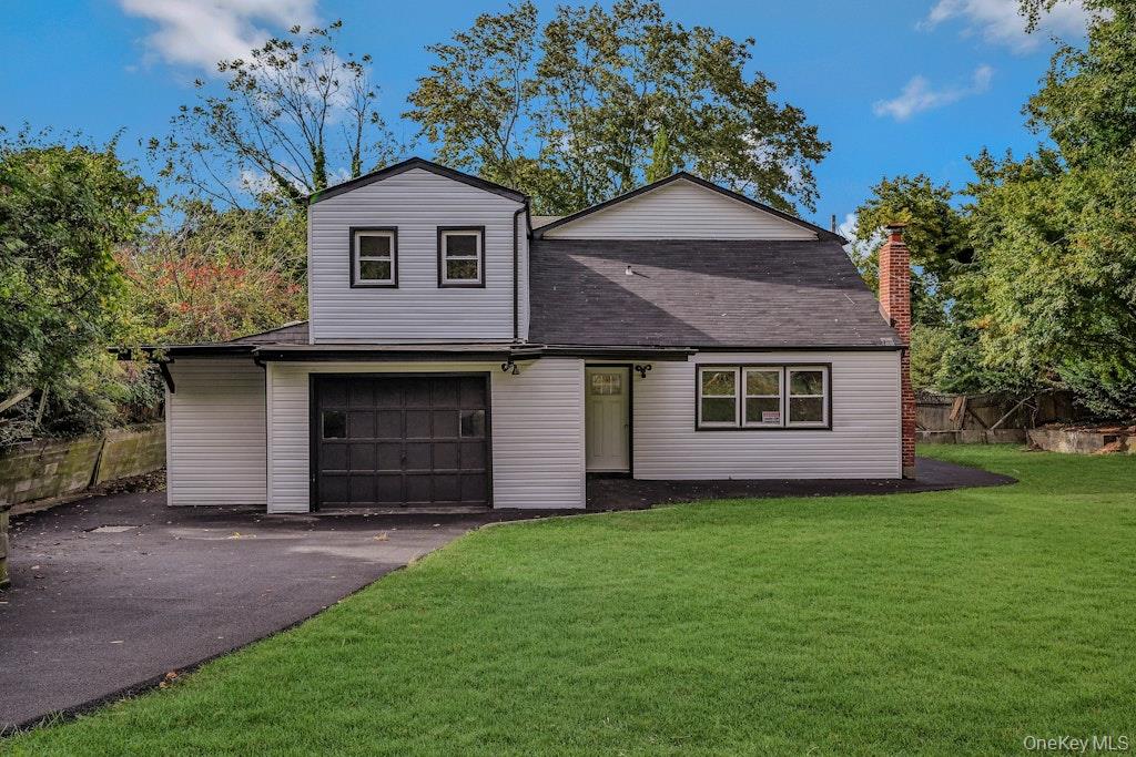 30 Dogwood Road, Rocky Point, NY 11778