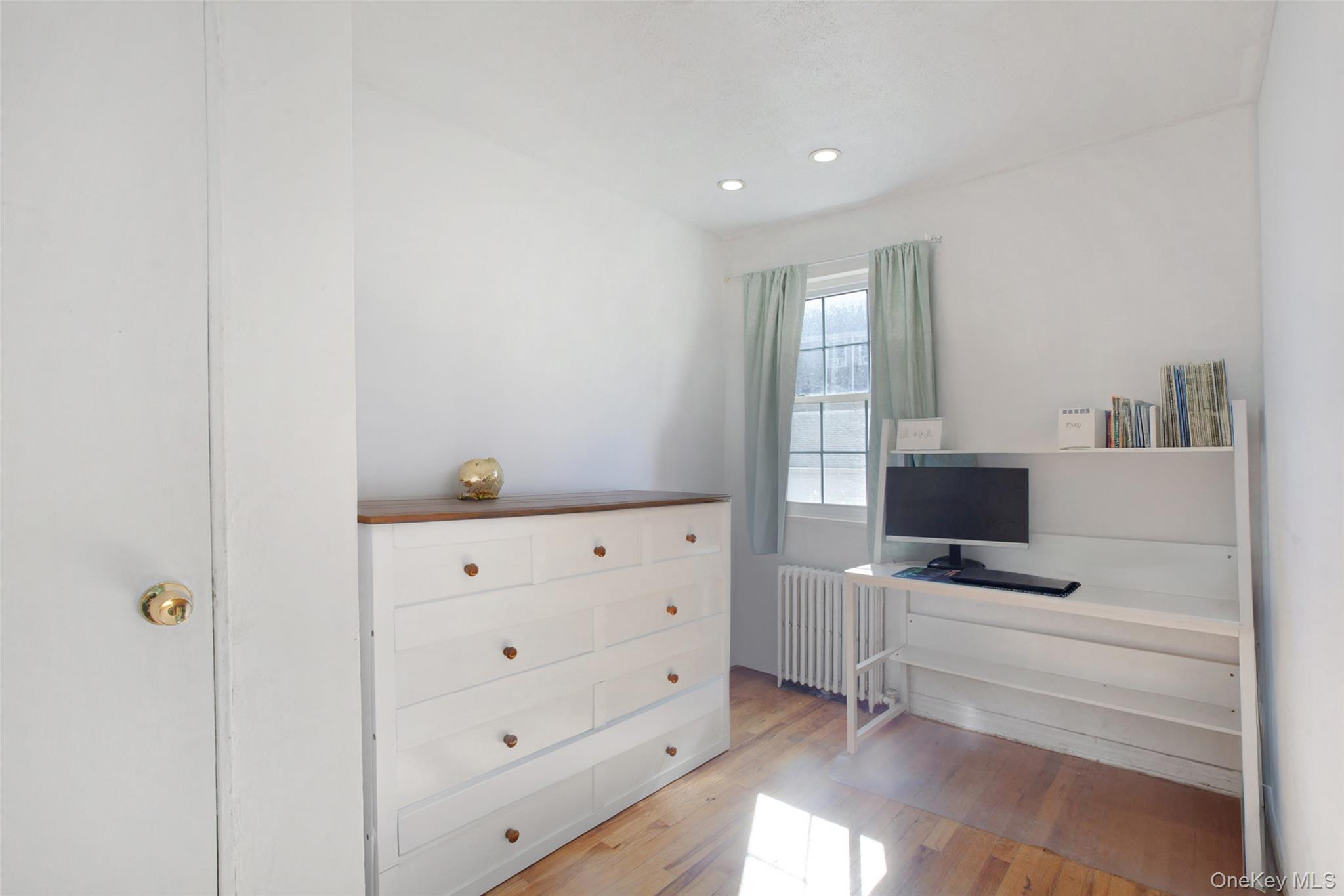 224-62 Horace Harding Expressway # 1st Fl, Bayside, NY 11364