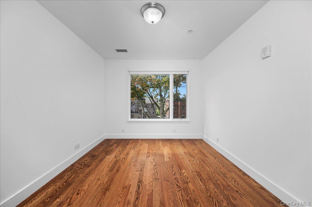 422 E Boston Post Road # 301, Mamaroneck, NY 10543