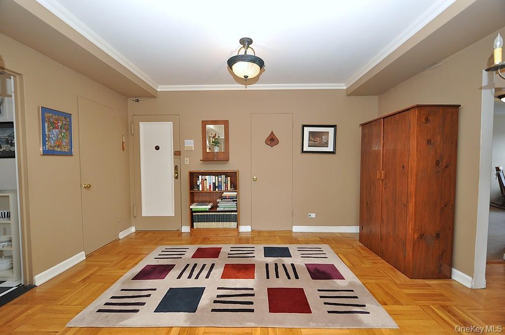 235 Garth Road # C5B, Scarsdale, NY 10583