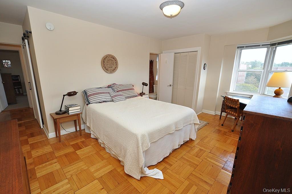 235 Garth Road # C5B, Scarsdale, NY 10583