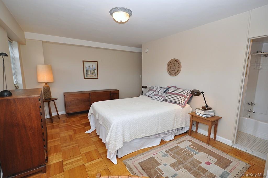 235 Garth Road # C5B, Scarsdale, NY 10583