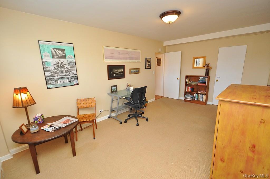 235 Garth Road # C5B, Scarsdale, NY 10583