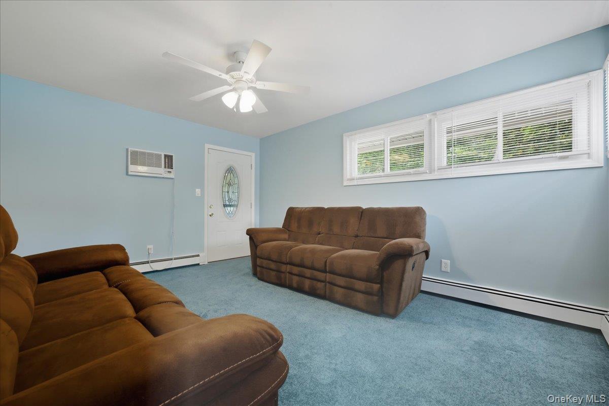 44 Shotgun Lane, Levittown, NY 11756