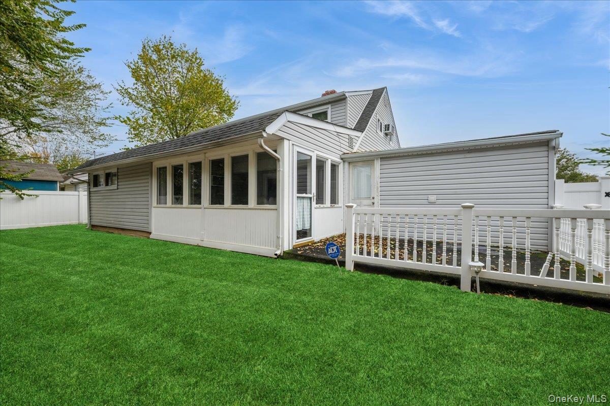 44 Shotgun Lane, Levittown, NY 11756