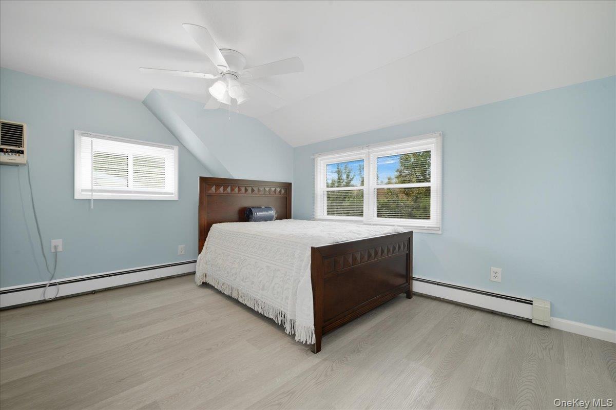 44 Shotgun Lane, Levittown, NY 11756