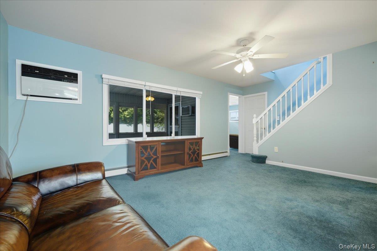 44 Shotgun Lane, Levittown, NY 11756