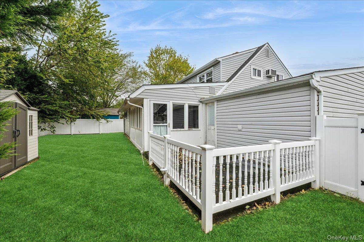 44 Shotgun Lane, Levittown, NY 11756