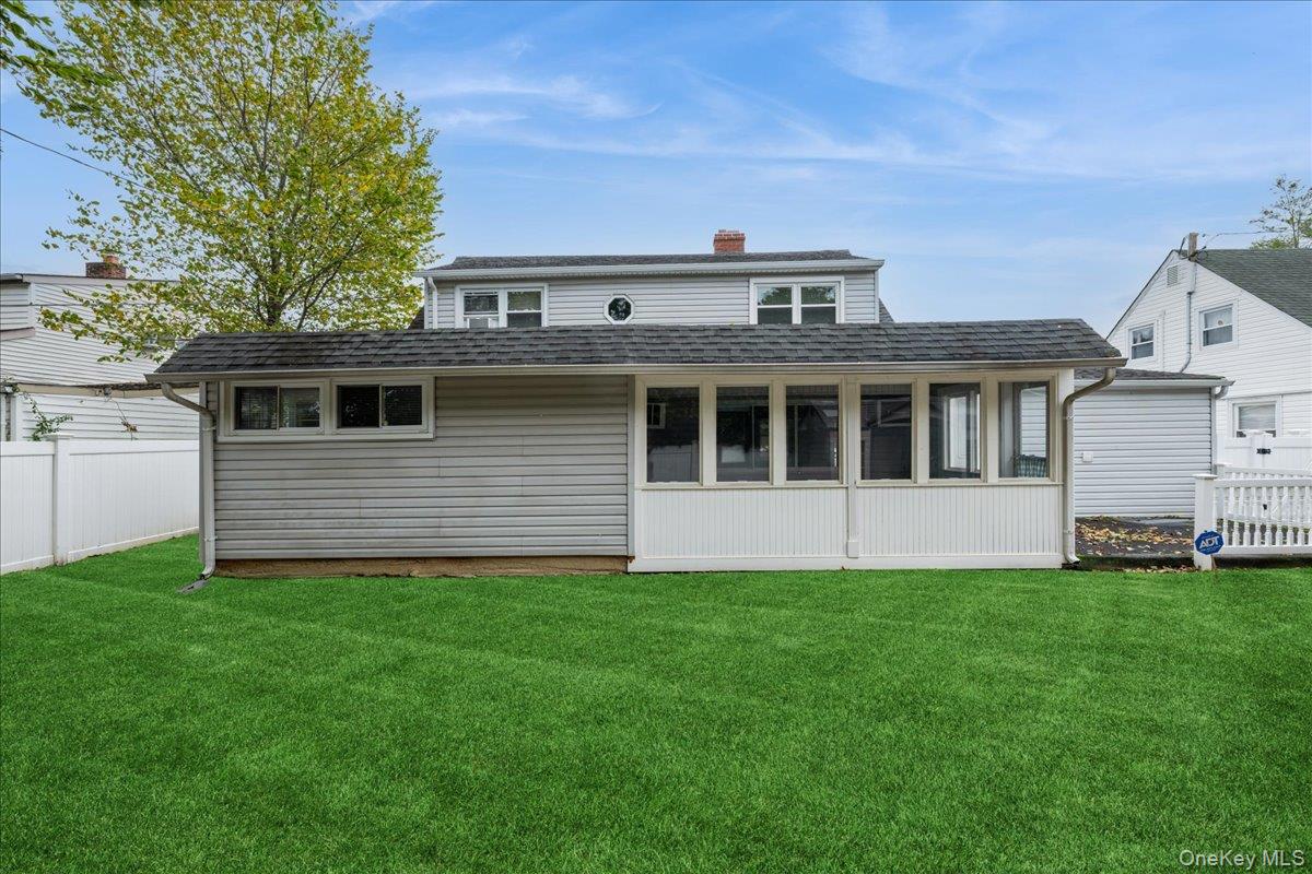 44 Shotgun Lane, Levittown, NY 11756