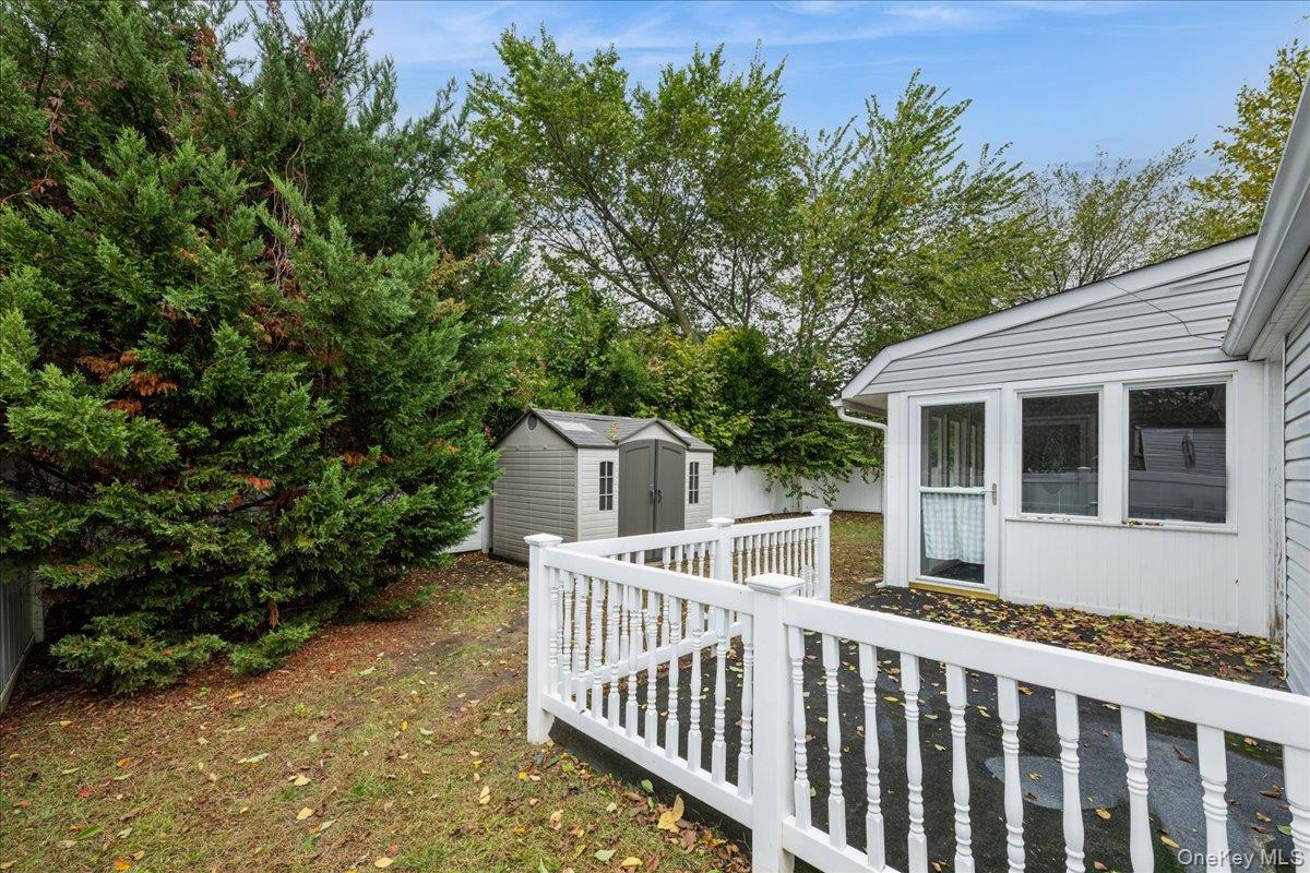 44 Shotgun Lane, Levittown, NY 11756