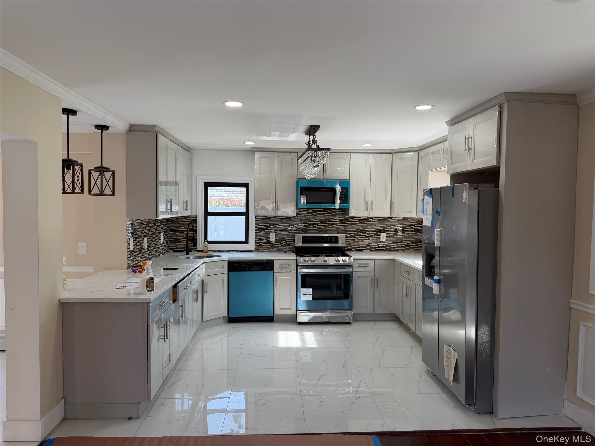 66 WARNER Avenue, Hempstead, NY 11550