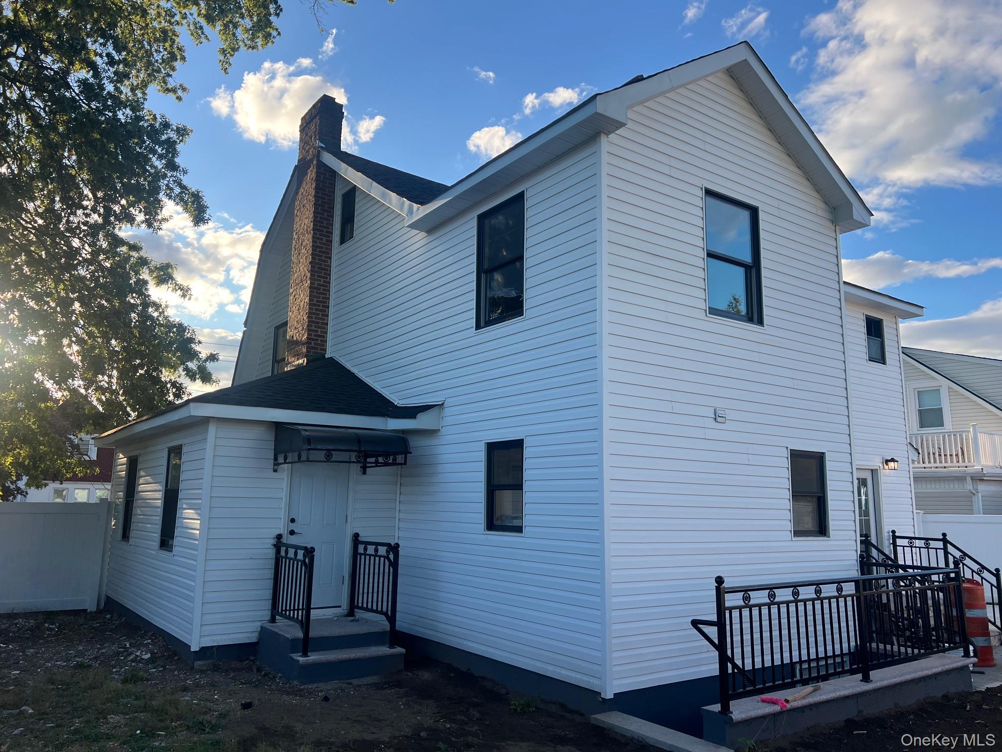 66 WARNER Avenue, Hempstead, NY 11550