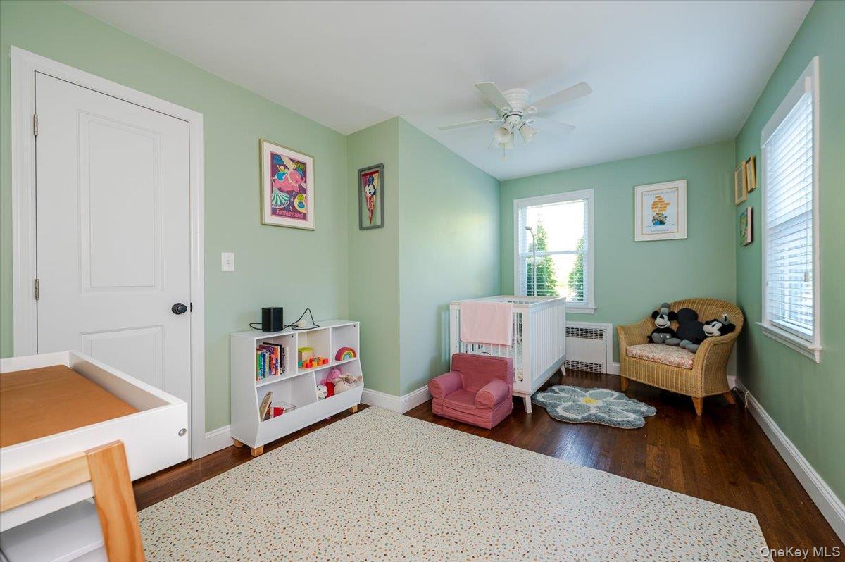 17 Dumbarton Drive, Huntington, NY 11743