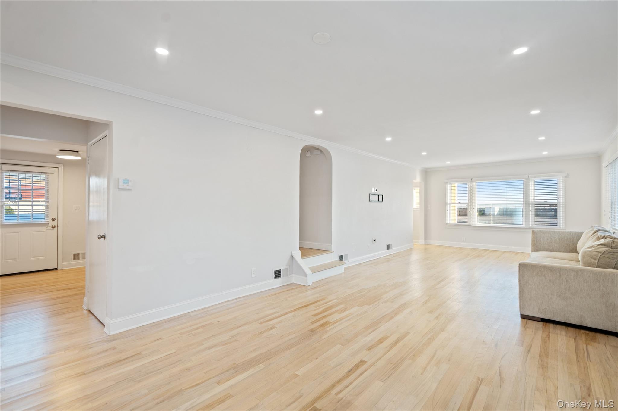 2000 Ocean Boulevard, Atlantic Beach, NY 11509