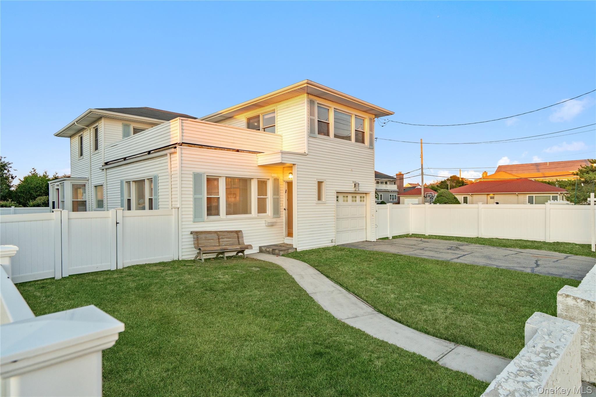 2000 Ocean Boulevard, Atlantic Beach, NY 11509