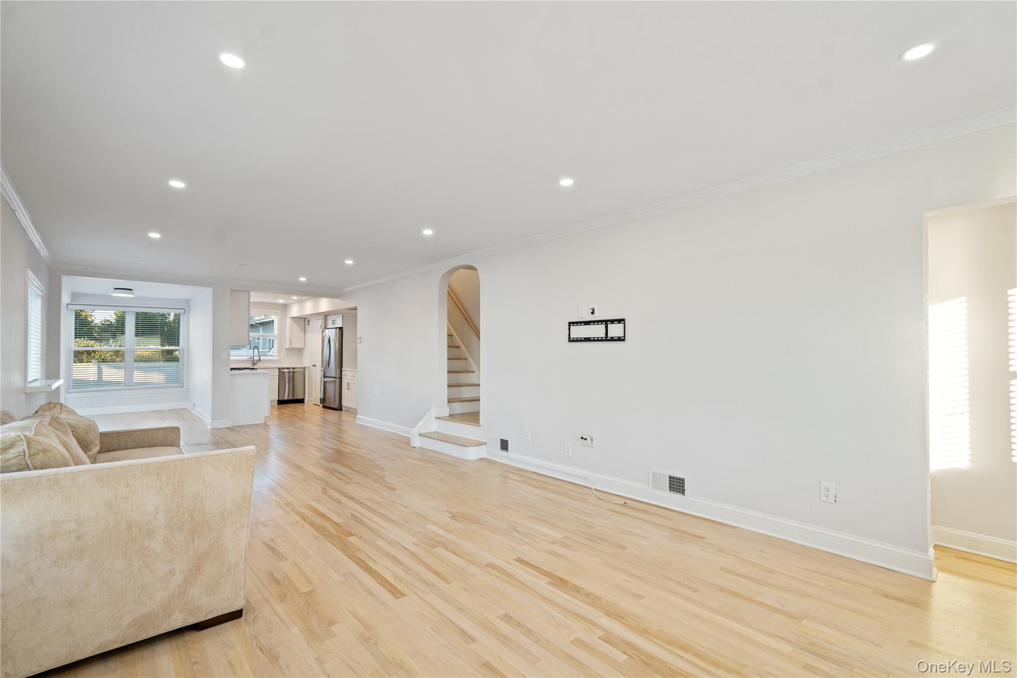 2000 Ocean Boulevard, Atlantic Beach, NY 11509